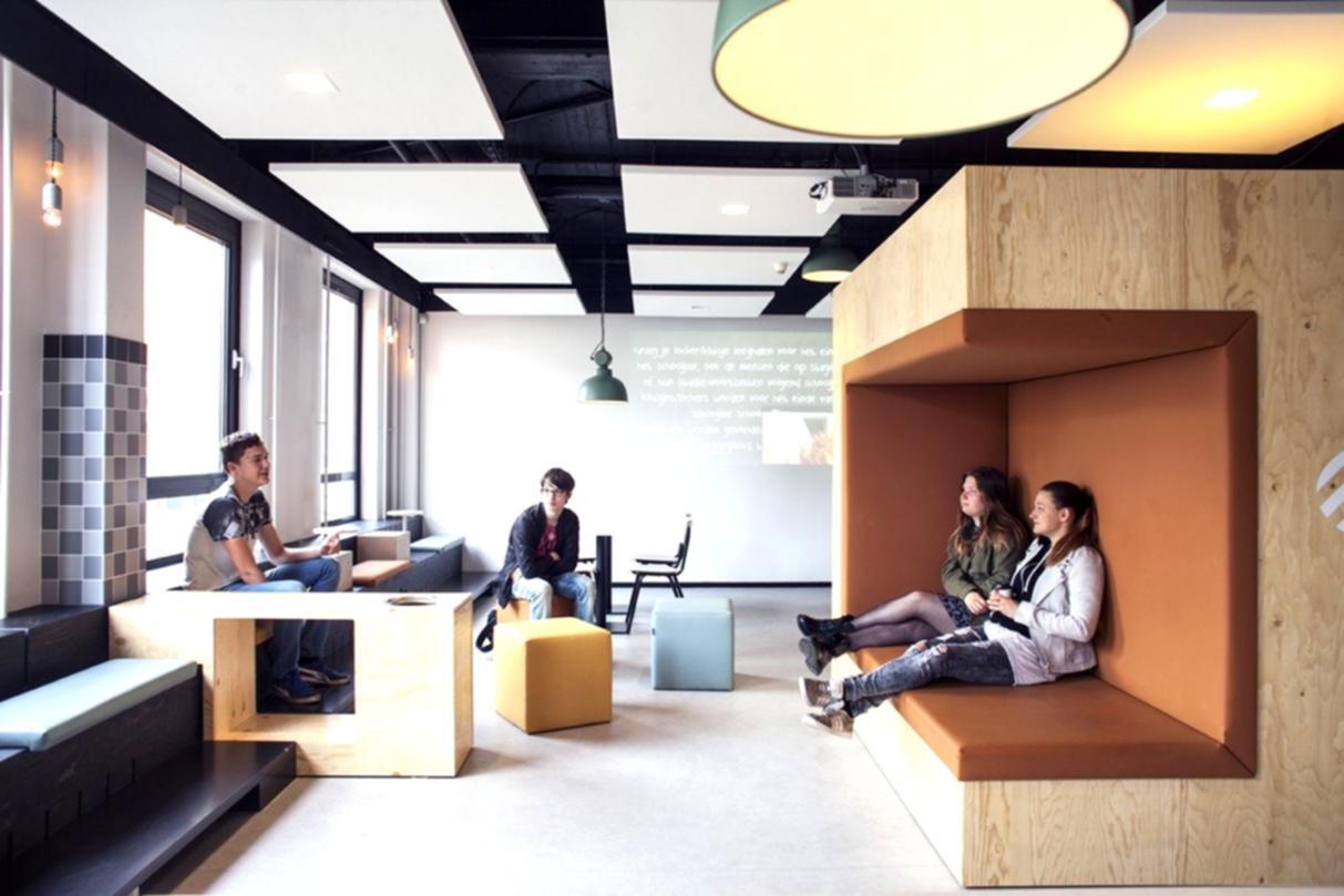 brackenspire-Team bei der Arbeit mit Fortschrittsmessungsmethoden